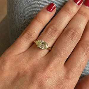 Anillo Solitario de Diamante Amarillo Ovalado Cultivado en Laboratorio, Brillante, para Mujer, Oro Sólido de 14K, Elegante Regalo de Aniversario para Esposas - Product Image 1