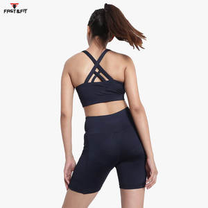Top Tendance Gym Yoga Sport Ensembles Femmes 2 pièces ensemble femmes hauts d'entraînement motif solide Commande minimum 2 pièces - Product Image 2
