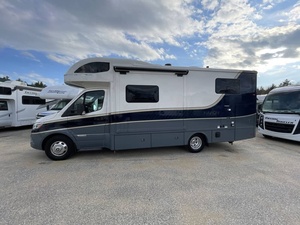 Meilleures ventes aux enchères pour les nouveaux camping-cars modernes W-i-n-n-e-b-a-g-o N-a-v-i-o-n 24R 2027 PRÊTS À LA LIVRAISON - Product Image 2