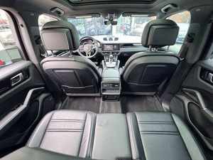 โยโล เบสท์ 2022 รถขายดี รถปอร์เช่ คาเยนน์ โปรโมชั่นตามฤดูกาล รถมือสองพรีเมียม สภาพดี พร้อมขับ - Product Image 3