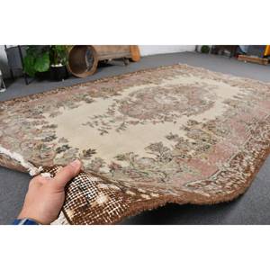 Alfombra turca vintage de 5,8x9,6 pies, patrón de retazos de lana de tejido plano marrón beige para decoración para sala de estar o respaldo de látex para pasillo - Product Image 5