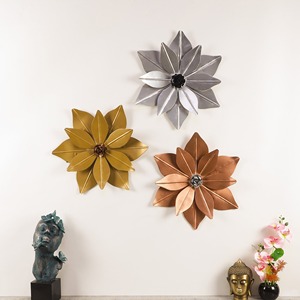 Handcrafted Iron Wall Art Panel <b>Star</b> Flowers Metal Decoration for Home Interior Classic Vintage Style <b>Hanging</b> Ornament Christmas - Product Image 1