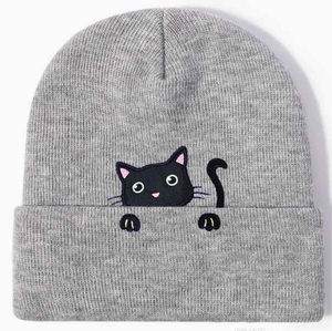 Best Quality Custom Logo <b>Beanie</b> Caps for Men OEM Designed Winter Warm <b>Skull</b> and Stripe Patterns Free Size Headwarmer - Product Image 5