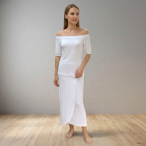Robe midi blanche à épaules dénudées, manches mi-longues, coupe ample, décontractée, en coton tissé, couleur unie, ourlet asymétrique, taille naturelle - Product Image 1