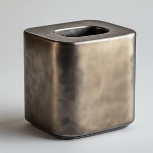 Boîte à mouchoirs en métal design, multifonctionnelle, faite à la main, portable, conçue pour les intérieurs haut de gamme, offrant un style raffiné et une construction robuste - Product Image 6