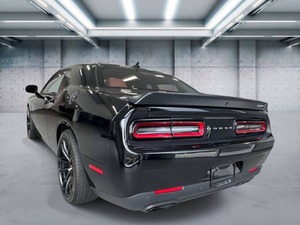 Dodge Challenger SRT Hellcat Jailbreak 2023 de Construcción Estándar - Product Image 4