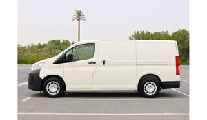 Para HIACE GL 2021, Volante a la Izquierda, Asientos de Cuero, Techo Solar, Faros LED, Cámara Trasera - Product Image 4