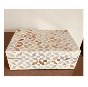 Collier d'anneaux de stockage organisationnels à double ombrage en os et incrustation de résine naturels de conception moderne artisanale Autres articles décoratifs - Product Image 5