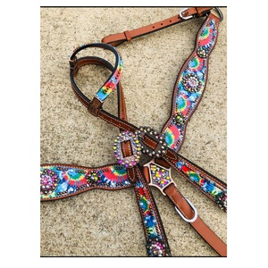 Ensemble de sellerie en cuir western HOOF N TACK INTERNATIONAL de qualité supérieure pour les courses de barils de rodéo et les concours équestres, comprend une bride réglable - Product Image 1