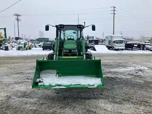 Tractor de Ruedas Personalizado Nuevo/Seminuevo de 180 CV con Cabina, Motor y Rodamientos - Tractor Agrícola de Buena Calidad en Venta - Product Image 3