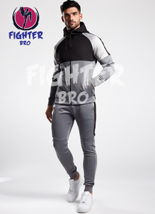 Ualité Meilleurs hommes Slim Fit Fitness vêtements d'entraînement survêtements évasés bouffant impression 2 pièces ensemble survêtement pour hommes - Product Image 6