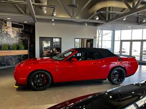 Dodge Challenger SRT Hellcat Jailbreak 2023, Tracción Trasera, Motor V8 Supercargado de 717 hp, Automático, Convertible - Product Image 4