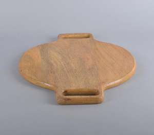 Tabla de cortar de madera de mango cortada a mano Tabla de cortar decorativa hecha a mano - Product Image 3