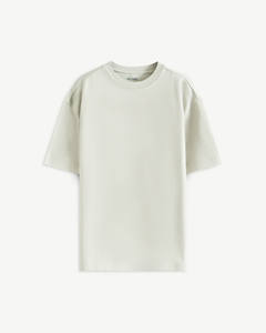 T-shirt à manches courtes en tricot pour hommes avec bande adhésive coupe ample col rond doux et confortable par Routine Vietnam - Product Image 5