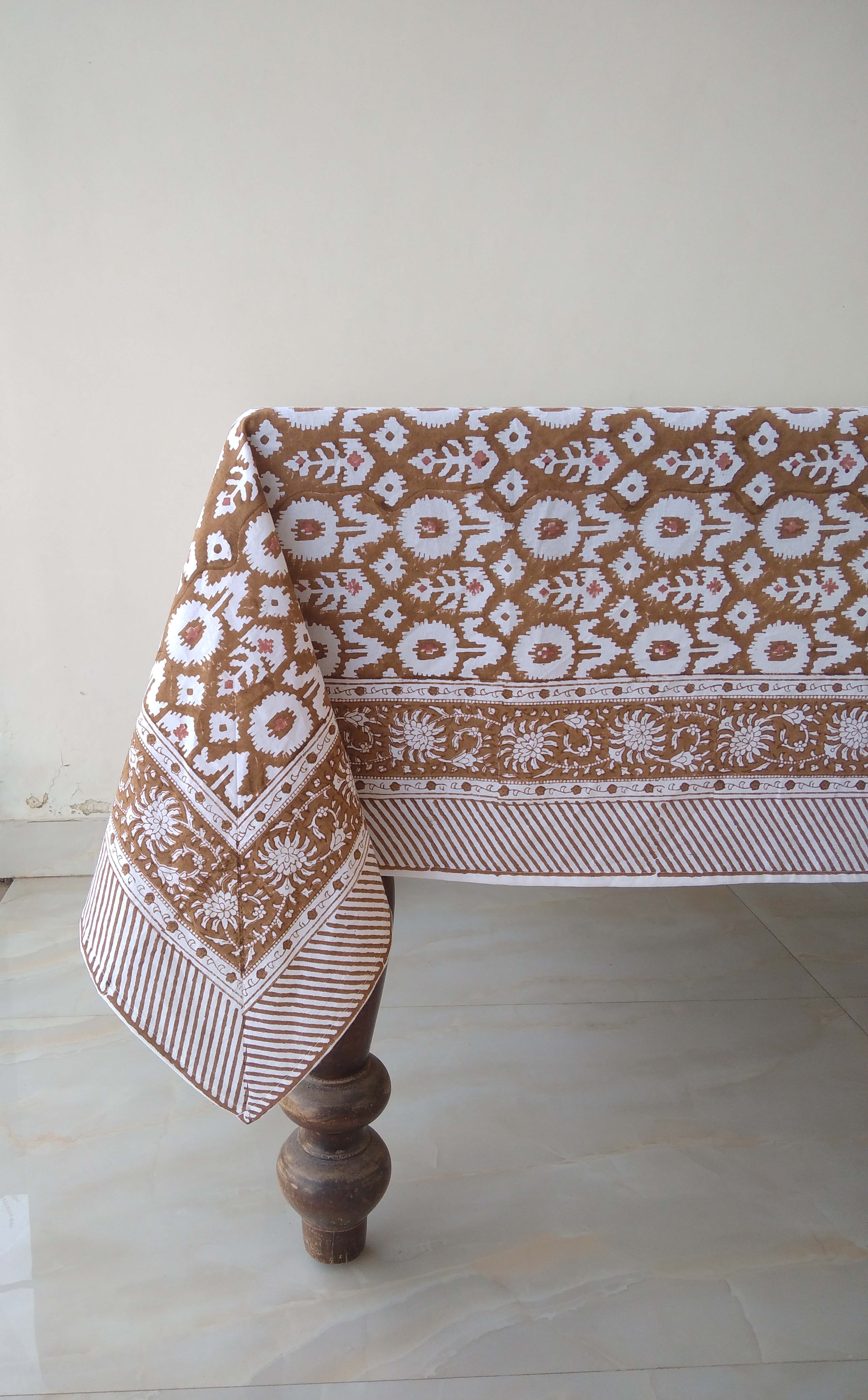 Identique à pitcure