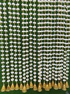 Guirnalda artificial de jazmín con campanas de cuentas doradas duraderas de 4 pies para fiesta, boda india, Festival y decoración de eventos, envío gratis - Product Image 3