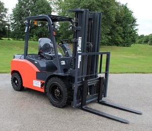 รถยก Komatsu 3ton สภาพดี2.5/3 /3.5ton ลิฟท์ Komatsu ทั้งหมดในสต็อก - Product Image 5