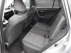 Toyota RAV4 XLE AWD 2023, Caja de Cambios Automática, Título Limpio, Sin Accidentes, con Bajo Kilometraje, Listo para Envío - Product Image 2