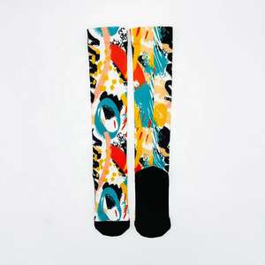 Chaussettes de course à pied personnalisées imprimées numériquement, performance tout au long de la journée, chaussettes de compression de la cheville à sublimation 360, mélange de coton, séchage rapide - Product Image 4