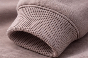 Ensemble de survêtement surdimensionné personnalisé pour femme – Respirant, séchage rapide, écologique, léger, en polaire, avec sweat à capuche et pantalon de jogging - Product Image 2