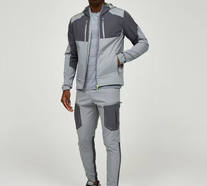 Chándal 92% poliéster y 8% elastano logotipo reflectante personalizado tejido correr rompevientos chándal para hombres chándales transpirables - Product Image 1