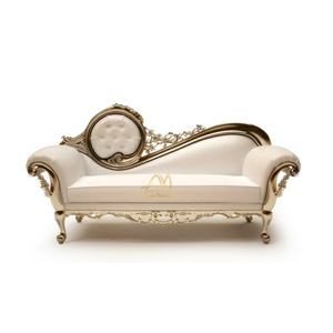 ห้องนั่งเล่นโซฟาเฟอร์นิเจอร์คลาสสิกจากไม้และผ้าที่มีการแกะสลักสีครีมสำหรับห้องนั่งเล่นเฟอร์นิเจอร์ - Product Image 1