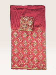Tissu George rose magenta perlé avec broderie florale en diamant or et argent, travail de sequins et bordure épaisse - Product Image 3