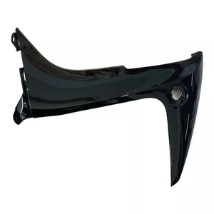 Pannello Originale Yamaha B7M2835U00P1 TMAX 560 in Plastica, Fibra di Carbonio e Materiale ABS - Product Image 1