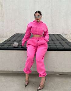 2025 personalizado en blanco de lana pulóver sudaderas con capucha de gran tamaño de las mujeres al por mayor de dos piezas Crop Top y pantalones de chándal Conjunto para las mujeres - Product Image 6