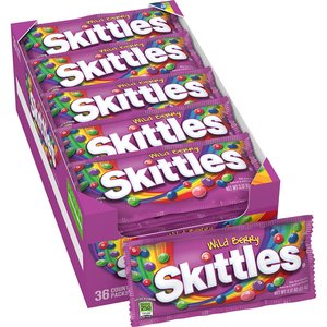 Caramelos Masticables SKITTLES Wild Berry, Tamaño Completo, Paquete de Caramelos para Fiestas y Noches de Cine, Caja al por Mayor, 2.17 oz, (Paquete de 36) - Product Image 4