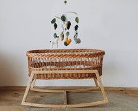 Matelas de berceau rond en rotin naturel fait à la main | Bassinet en osier durable | Lit de pépinière moderne pour chambre de bébé hôpital
