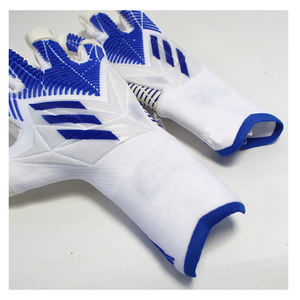 Dernière arrivée nouvelle jeunesse professionnelle Latex Sport jeunesse enfants Football gardien de but gants Football gardien gants à vendre - Product Image 2