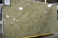 Dalles et carreaux de granit vert indien-pour les sols des cours extérieures cuisines escaliers Tropical Hassan Ocean Surf meilleures variétés