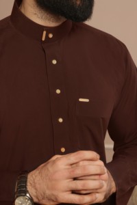 Vente en gros de vêtements arabes islamiques musulmans de haute qualité Thobe pour hommes saoudiens Jubba disponible à la vente - Product Image 5