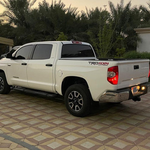 2021 utilisé pour Toyota Tundra SUV LHD AWD sièges intérieurs en cuir légers R18 pneus régulateur de vitesse ACC-Excelle Aspire Petrol Pick-Up - Product Image 3