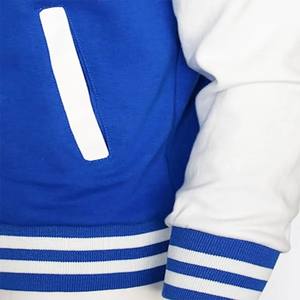 Veste universitaire bleue et blanche Conception personnalisée Doublure matelassée en coton/polyester Fermeture à boutons pression Col côtelé, poignets et ourlet - Product Image 4