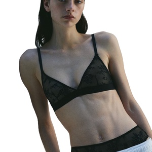 Sujetador deportivo de palangre de Venta caliente Sujetadores de Yoga de soporte medio acolchado Gimnasio Correr Sujetador deportivo al por mayor - Product Image 1