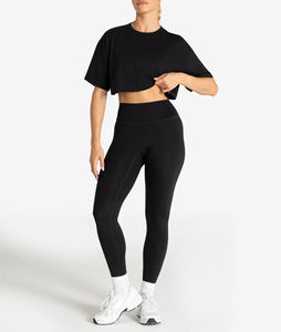 T-shirt en coton lourd tendance à la mode, coupe courte, surdimensionné, streetwear pour femmes, vente en gros personnalisée - Product Image 4