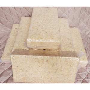 POUSSIÈRE DE BOIS RÉSINEUX/IDÉAL POUR LE COMPOSTAGE ET LES SOINS DES ANIMAUX/FABRIQUÉ AU VIETNAM - Product Image 4