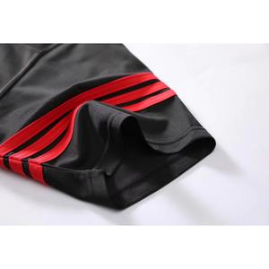 เสื้อฟุตบอลคุณภาพสูง ปี 2025 ผลิตจากโพลีเอสเตอร์ 100% ระบายอากาศ ป้องกันรังสียูวี ซับเหงื่อ รับผลิตตามแบบที่ต้องการ - Product Image 4