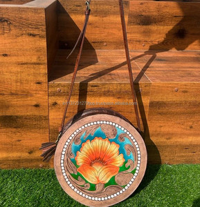 กระเป๋าโรงอาหารหนังเครื่องมือสำหรับผู้หญิงกระเป๋าคาดลำตัวทรงกลมพิมพ์ลายดอกไม้สไตล์วินเทจใหม่สไตล์ตะวันตก - Product Image 2