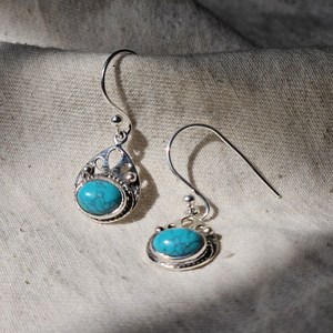 Boucles d'oreilles ovales faites à la main en argent sterling 925 plaqué or avec pierres précieuses turquoise pour femmes mariage - Product Image 3