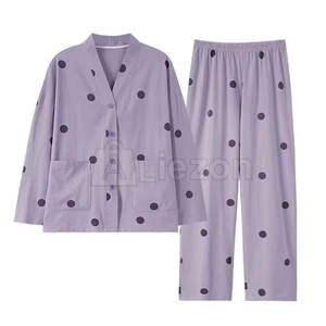 Ropa de dormir de algodón estampada para mujer Conjuntos de ropa de dormir vibrantes con patrones lindos para regalar - Product Image 1