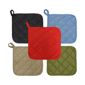 Paquete de cocina a granel 100% algodón bordado acolchado resistente al calor almohadilla para horno sostenible OEM ODM logotipo personalizado hecho en La India soporte para ollas - Product Image 5