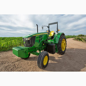 Nuevo Tractor Agrícola John Deere YTO 4x4 con Componentes Centrales del Motor de Tracción en las Cuatro Ruedas, Potencia Nominal de 100 CV para Uso Agrícola - Product Image 1