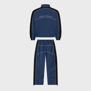 Conjunto de pantalones cortos cortavientos personalizados de talla grande para hombre, chándal, conjunto de pantalones cortos de 2 piezas, ropa de calle, chándal cortavientos reflectante para hombre - Product Image 3