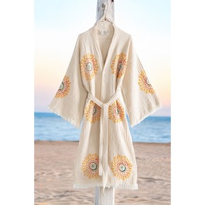 Bata de algodón 100% orgánico Varol Lady's con cuello tipo kimono - Lemura transpirable y cómoda, tejida con estampado semisólido personalizado para invierno - Product Image 4