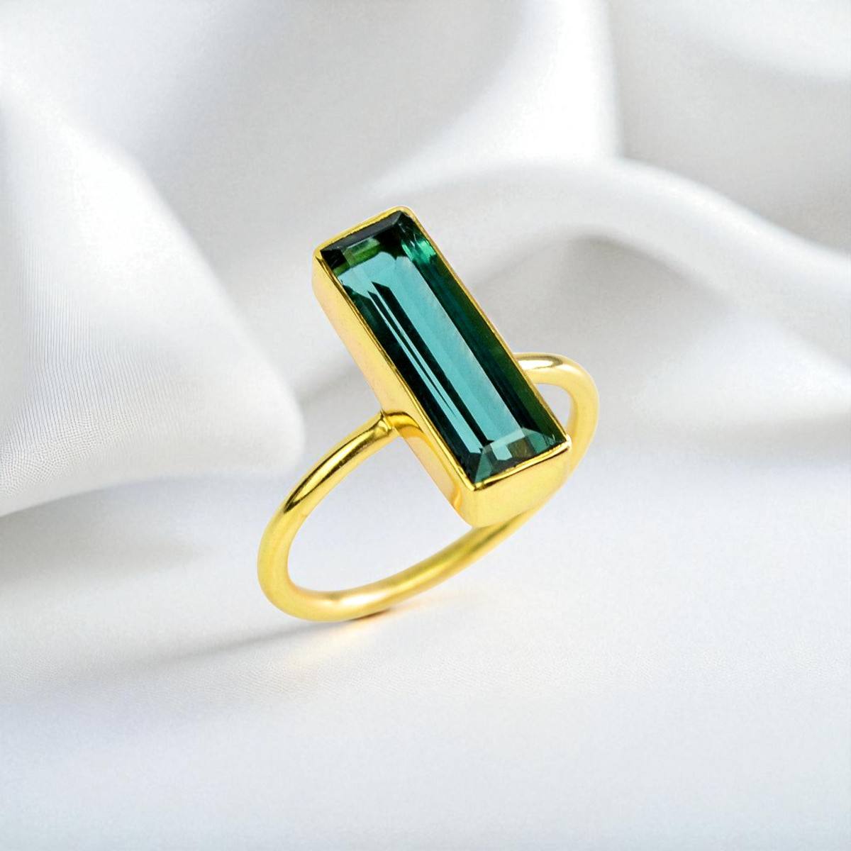 ทัวร์มาลีนสีเขียว