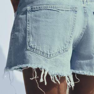 Bermuda taille moyenne de haute qualité pour femmes Style décontracté été Mini Denim avec ourlet brut Techniques lavées quantité minimale de commande bas vente en gros - Product Image 3