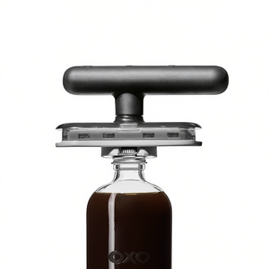 Ouvre-couvercle Oxo pour bocaux et bouteilles en verre - Product Image 3